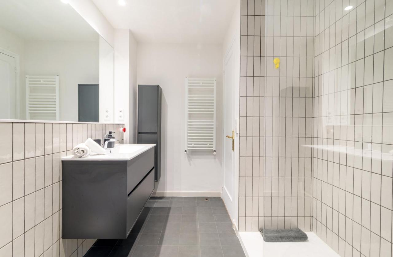 New Top Floor Apt With A Lot Of Light & Aircon Girona Exterior foto