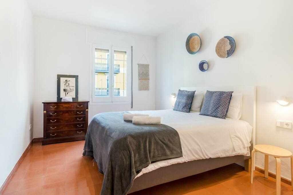 New Top Floor Apt With A Lot Of Light & Aircon Girona Exterior foto