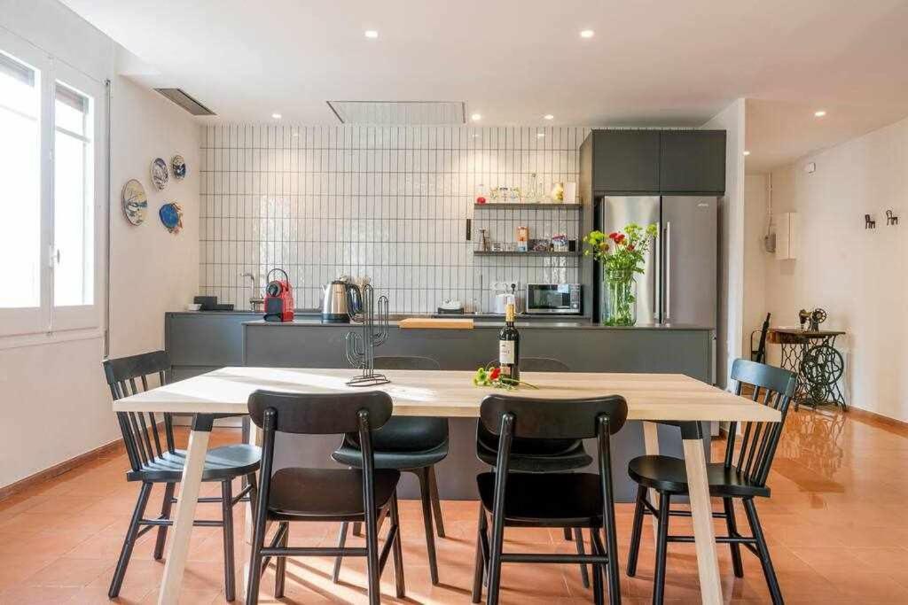 New Top Floor Apt With A Lot Of Light & Aircon Girona Exterior foto
