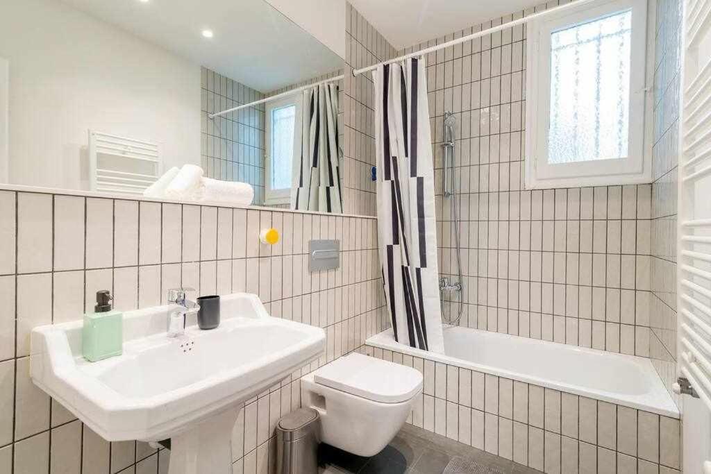 New Top Floor Apt With A Lot Of Light & Aircon Girona Exterior foto